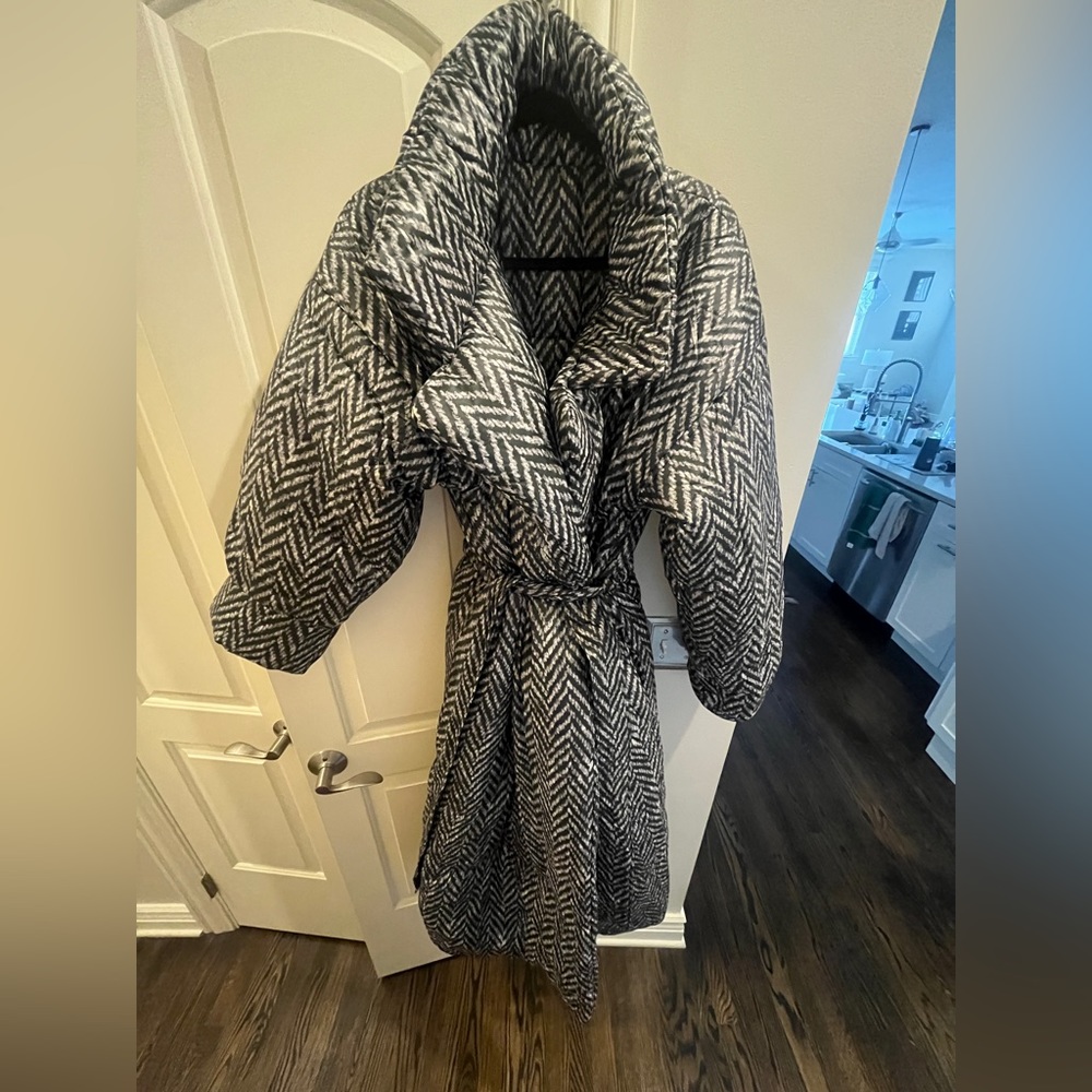 Norma Kamali sleeping bag coat size M/L